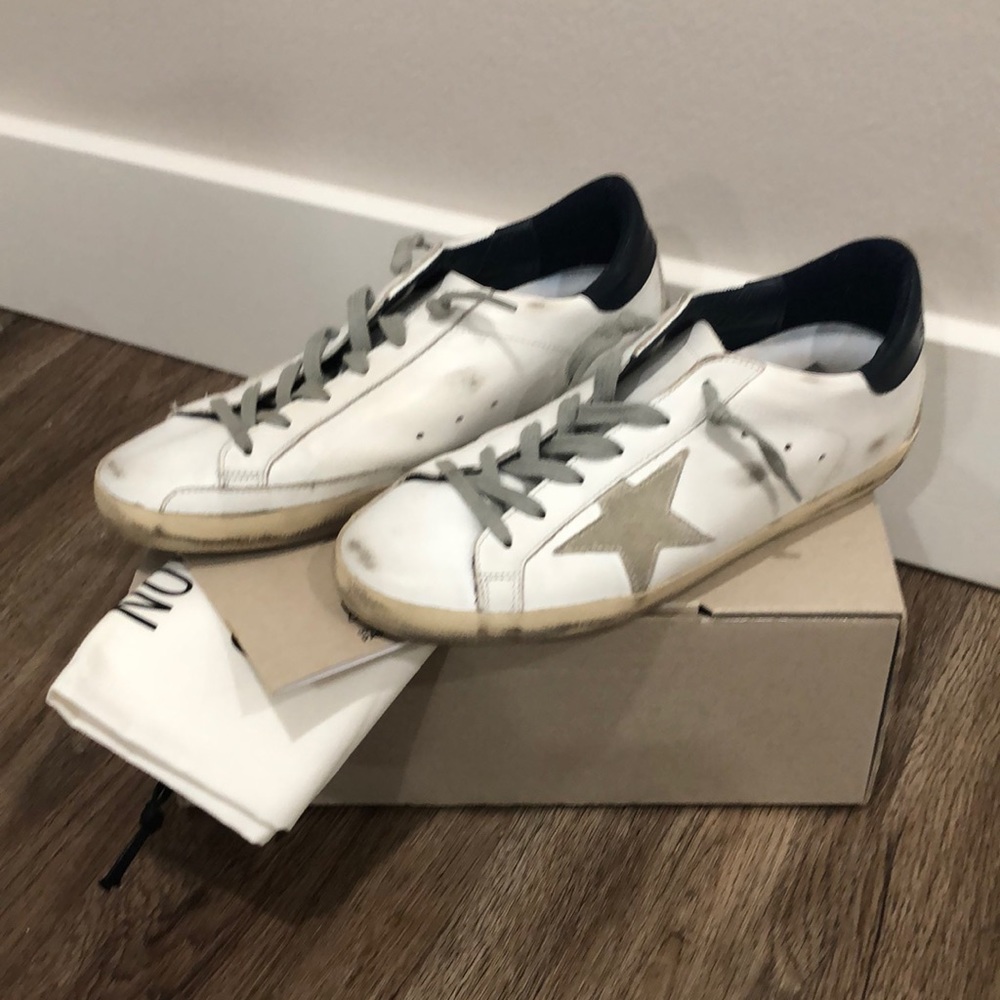 Authentic Golden Goose Superstar sneaker size 38(US 8). White w/navy heel tab
